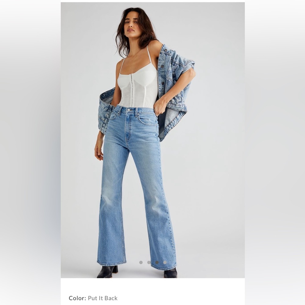 Levi’s Premium 70’s High Flare Jeans 👖